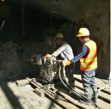 阿拉山口水下抗分散灌浆料特点 水下不分散注浆料介绍